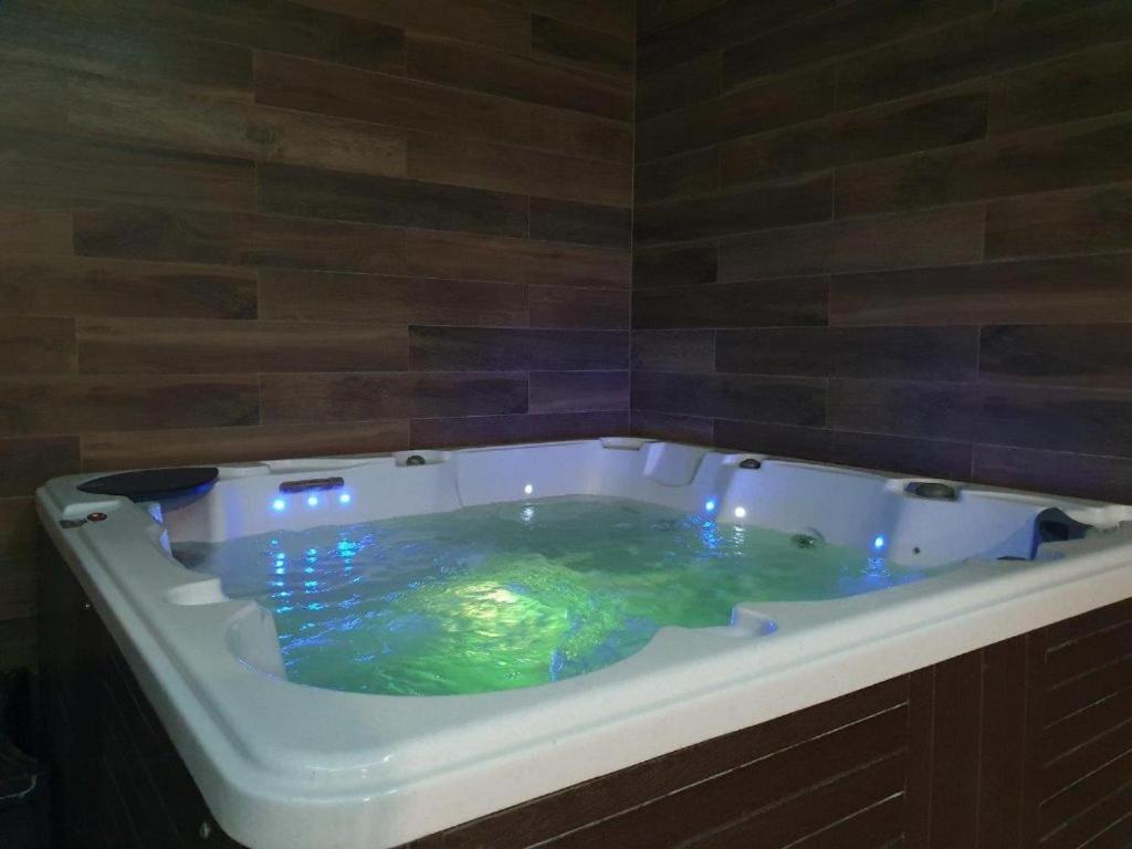 Dwie Sosny Apartamenty Przy Plazy - Sauna, Jacuzzi, Silownia, Bawialnia - 365Pam Ustronie Morskie Kültér fotó
