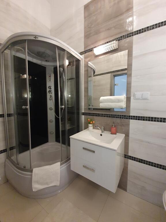 Dwie Sosny Apartamenty Przy Plazy - Sauna, Jacuzzi, Silownia, Bawialnia - 365Pam Ustronie Morskie Kültér fotó